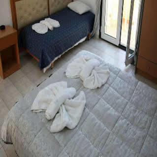 Mary Sofi Hotel สตาลิดา ภายนอก รูปภาพ